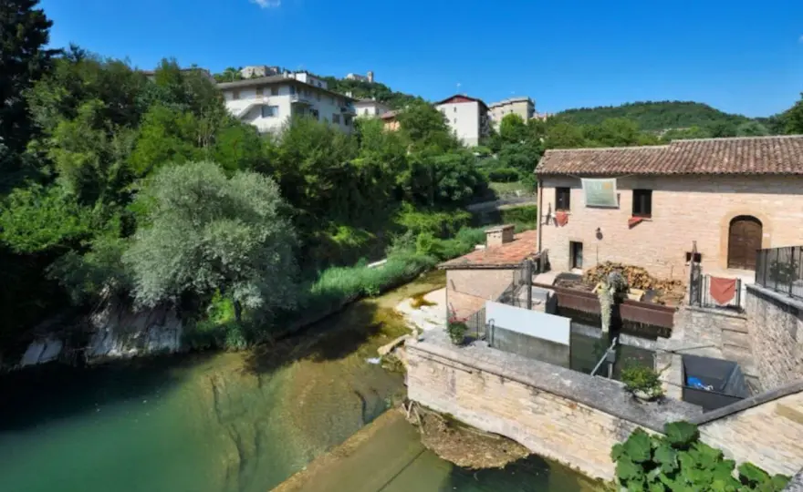 Sassoferrato - Cosa vedere tra borgo, rocca e Sentinum
