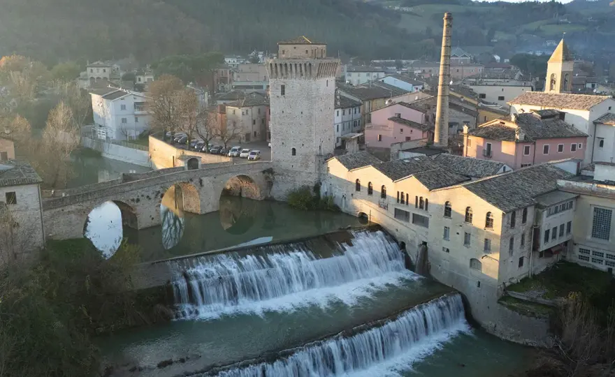 Fermignano cosa vedere - Guida completa al borgo e dintorni