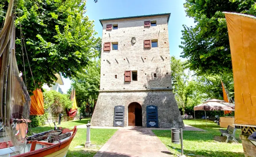 Igea Marina centro storico - Guida completa e gite vicine