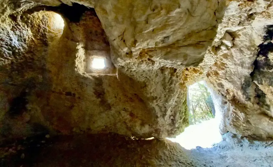 Grotta del Mortarolo - Guida al sentiero 301C sul Conero