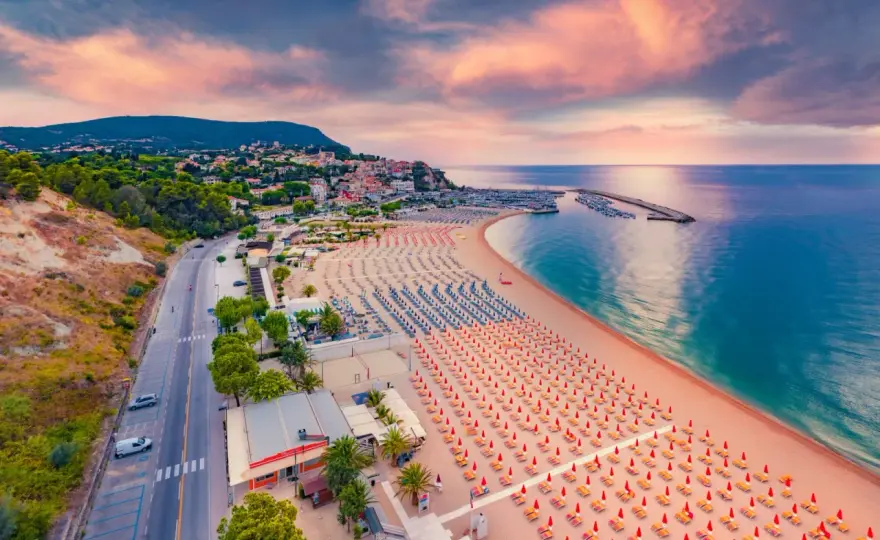 Spiagge di Numana - Quale scegliere per una giornata perfetta?