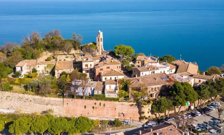 Gabicce Mare - Cosa vedere tra mare e borghi?