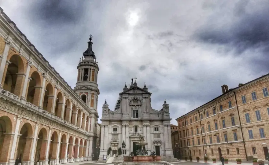 Visitare Loreto - Guida completa per un'esperienza indimenticabile