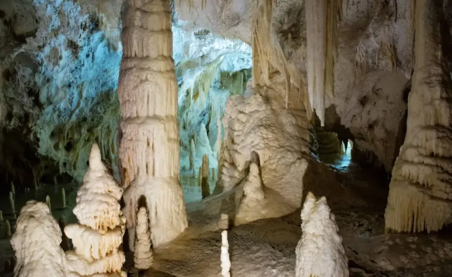 Genga e Frasassi - Guida completa per una visita perfetta